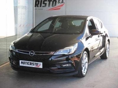 Usado Opel Astra 160 HP (117 kW) 2018 Preto Citadino