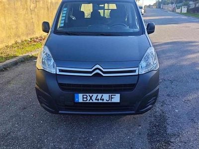 Cinzento Usado 2017 Citroën Berlingo Monovolume | € 10.990 (Preço justo)