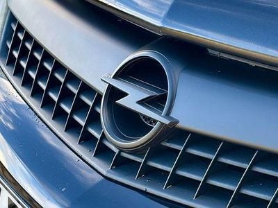 Usado 2007 Opel Astra GTC | € 5.500 (Caro)