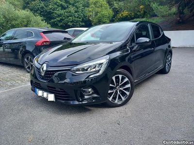 Preto Usado 2020 Renault Clio V Intens Citadino | € 13.750 (Preço justo)