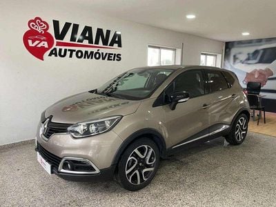 Usado Renault Captur 90 HP (66 kW) 2015 Cinzento SUV