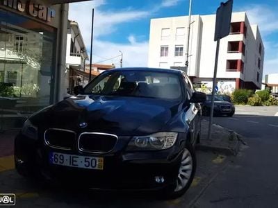 Usado BMW 318 Sport Line 143 HP (105 kW) 2009 Preto Sedan