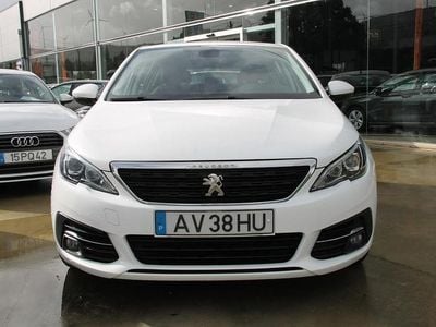 Usado Peugeot 308 130 HP (95 kW) 2018 Branco