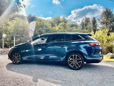 Usado 2016 Renault Mégane III Sedan | € 14.000