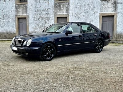 usado Mercedes E290 Turbo Elegance