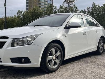 Usado 2011 Chevrolet Cruze Sedan | € 5.900 (Preço justo)