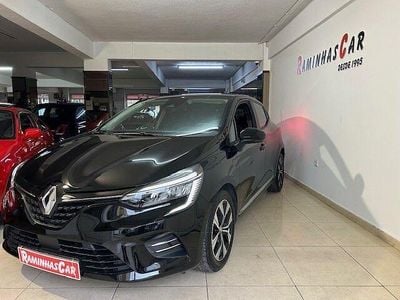Preto Usado 2023 Renault Clio V Evolution | € 15.750 (Bom preço)