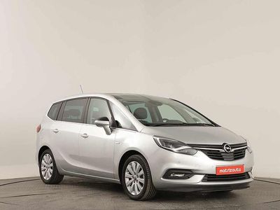 Cinzento Usado 2019 Opel Zafira Monovolume | € 25.999
