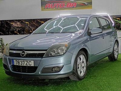 Usado Opel Astra Cosmo 100 HP (73 kW) 2004 Cinza