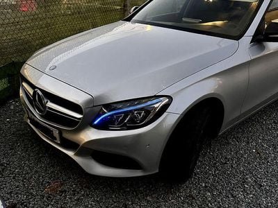 Usado 2015 Mercedes C200 Sedan | € 11.800 (Bom preço)
