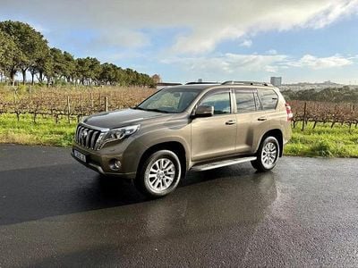 Castanho Usado 2015 Toyota Land Cruiser SUV | € 59.900 (Caro)