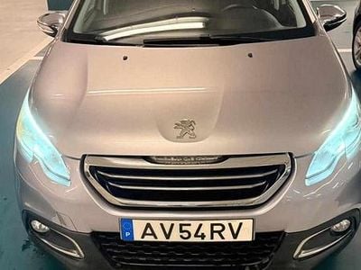 Cinzento Usado 2013 Peugeot 2008 SUV | € 8.499 (Super Preço)