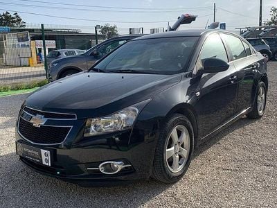 Usado Chevrolet Cruze LS 113 HP (83 kW) 2012 Preto Sedan