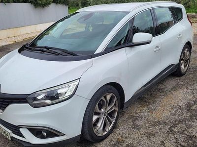 Usado 2018 Renault Grand Scénic IV Monovolume | € 7.900 (Preço justo)