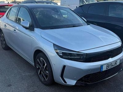 Cinza Usado 2024 Opel Corsa | € 17.950 (Preço justo)