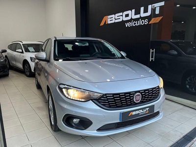 Usado Fiat Tipo Lounge 95 HP (69 kW) 2020 Cinza Sedan