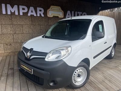 Branco Usado 2019 Renault Kangoo Monovolume | € 13.900 (Preço elevado)