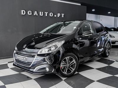 Preto Usado 2017 Peugeot 208 Active Citadino | € 9.990 (Preço justo)