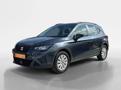 Usado Seat Arona Style 95 HP (69 kW) 2023 Cinza SUV
