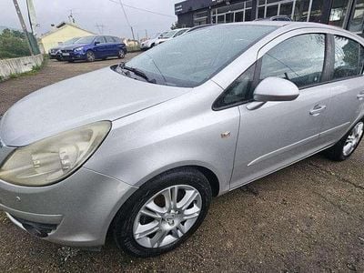 Usado Opel Corsa 90 HP (66 kW) 2007 Cinzento Citadino