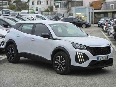 Usado Peugeot 2008 Active 102 HP (75 kW) 2024 Branco SUV