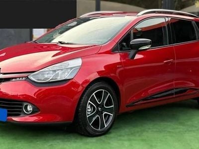 Vermelho Usado 2015 Renault Clio IV Carrinha | € 10.900 (Preço elevado)