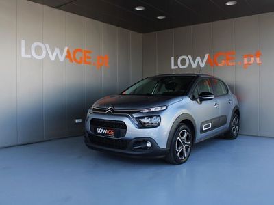 Cinzento Usado 2022 Citroën C3 Feel Citadino | € 13.450 (Preço justo)