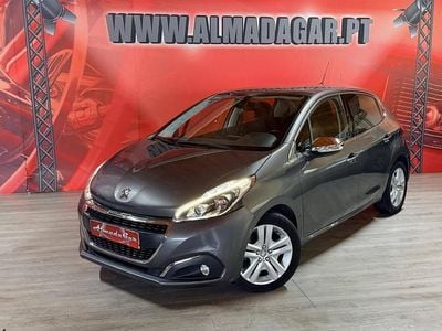 Cinza Usado 2019 Peugeot 208 Allure Citadino | € 10.900 (Preço justo)