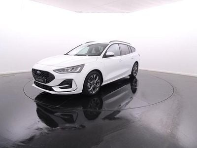 Branco Usado 2023 Ford Focus ST-Line Carrinha | € 25.900 (Preço justo)