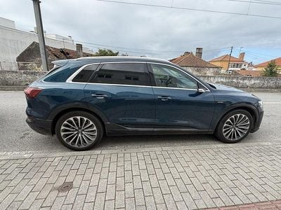 Usado 2019 Audi e-tron SUV | € 33.900 (Caro)