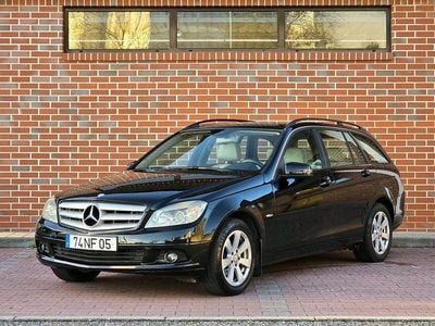 Usado Mercedes C200 Avantgarde 136 HP (100 kW) 2008 Sedan