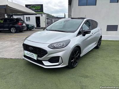 Usado Ford Fiesta ST-Line 100 HP (73 kW) 2022 Cinza Citadino