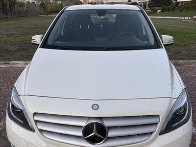Mercedes B180