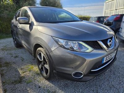 Cinza Usado 2015 Nissan Qashqai SUV | € 17.500 (Preço elevado)