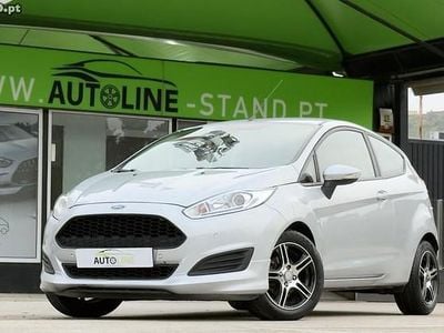 Cinza Usado 2017 Ford Fiesta Trend Sedan | € 10.500 (Preço justo)