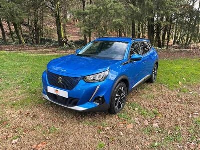 Azul Usado 2020 Peugeot e-2008 Allure SUV | € 16.999 (Preço elevado)