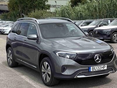 Mercedes EQB250+