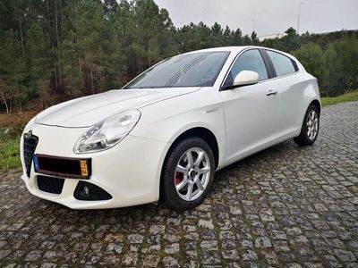 usado Alfa Romeo Giulietta 2.0 JTDm Distinctive