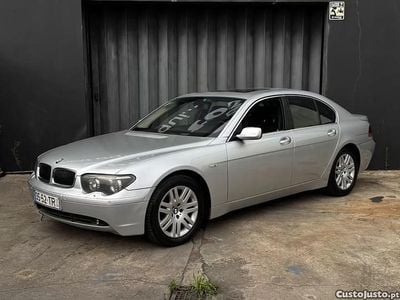 Cinza Usado 2002 BMW 735 Sedan | € 11.490