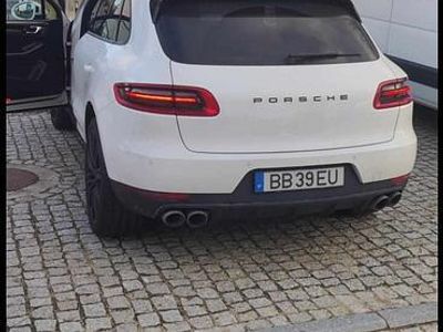 Porsche Macan S