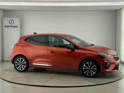Vermelho Usado 2023 Renault Clio V Techno Citadino | € 17.990 (Preço justo)