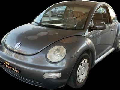 Cinzento Usado 2002 VW Beetle | € 5.000