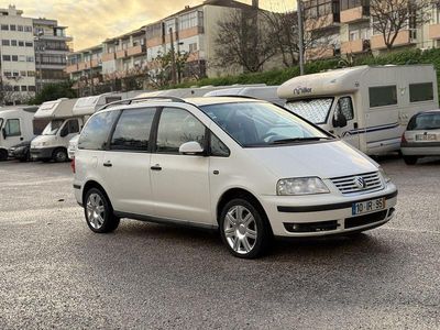 Usado VW Sharan Comfortline 115 HP (84 kW) 2007 Branco Monovolume