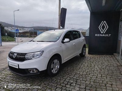 Usado Dacia Sandero Comfort 90 HP (66 kW) 2021 Branco