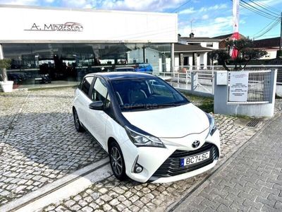 usado Toyota Yaris 1.0 VVT-i Exclusive