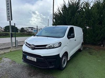 Usado Toyota Proace 120 HP (88 kW) 2021 Branco Monovolume