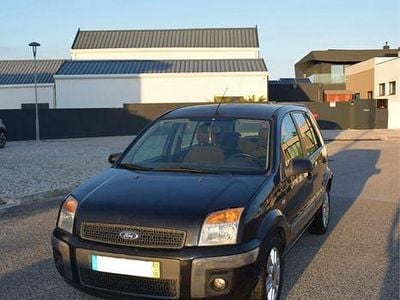 Usado 2007 Ford Fusion Sedan | € 2.500
