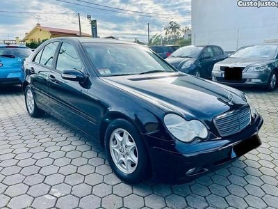 Preto Usado 2002 Mercedes C220 Classic Sedan | € 8.990