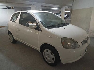 usado Toyota Yaris - Diesel - 5 lugares - 242 mil kms!