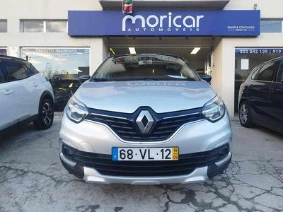 Cinzento Usado 2018 Renault Captur SUV | € 13.650 (Preço justo)